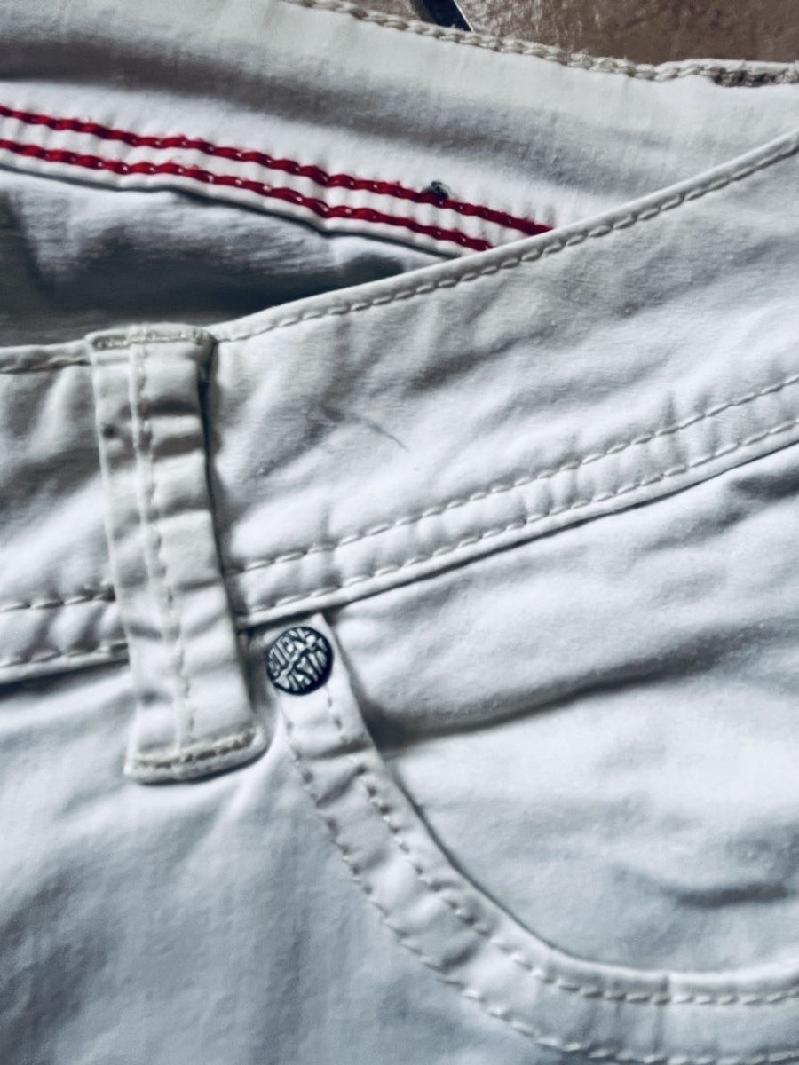 Buena Vista Pantaloni: Buena Vista Bermudas L creme – Usato da Hettiswil venduto da CoWa1974 2