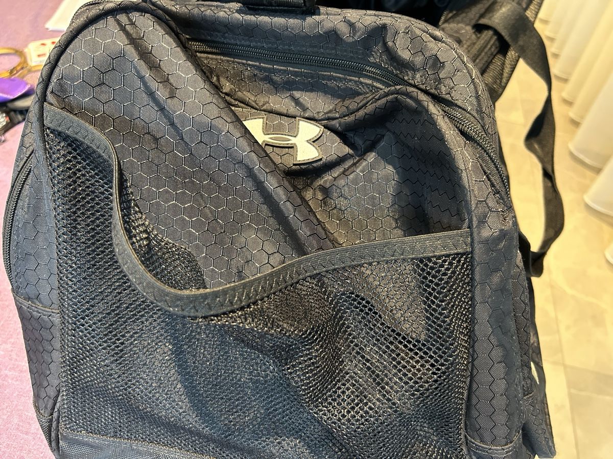 Under Armour Borse: XXL Under Armour Reisetasche – Usato da Heiligkreuz (Mels) venduto da Oldtimerfan03 4