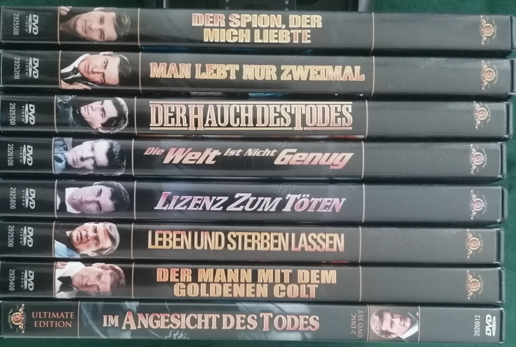 Alle DVDs: James Bond 007 -Collection  9 -DVDs – Gebraucht aus Zürich von  2