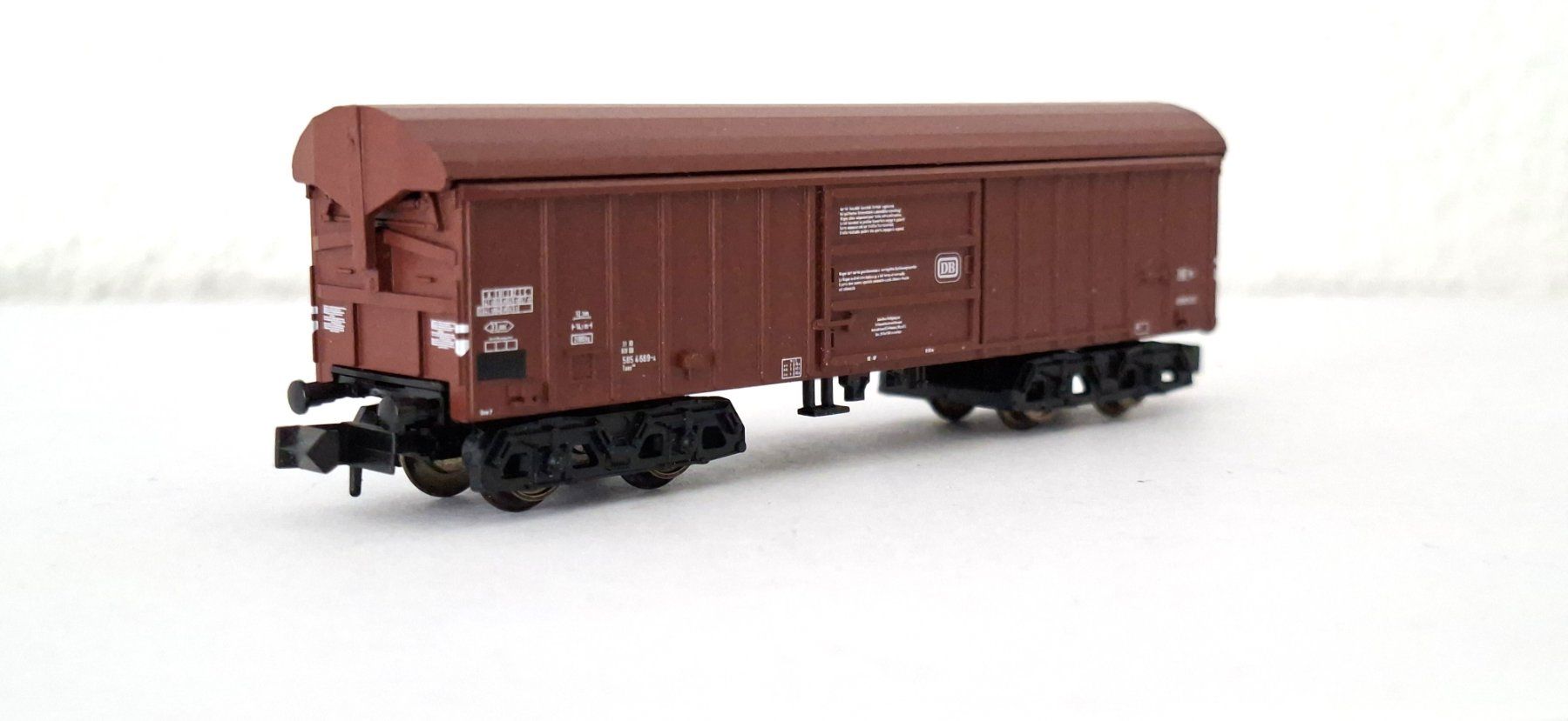 Trix Modelleisenbahnen: Minitrix DB Güterwagen – Gebraucht aus Biberist von Ntrains 2