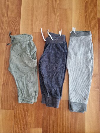 3 Kinder Hosen, Grösse 74