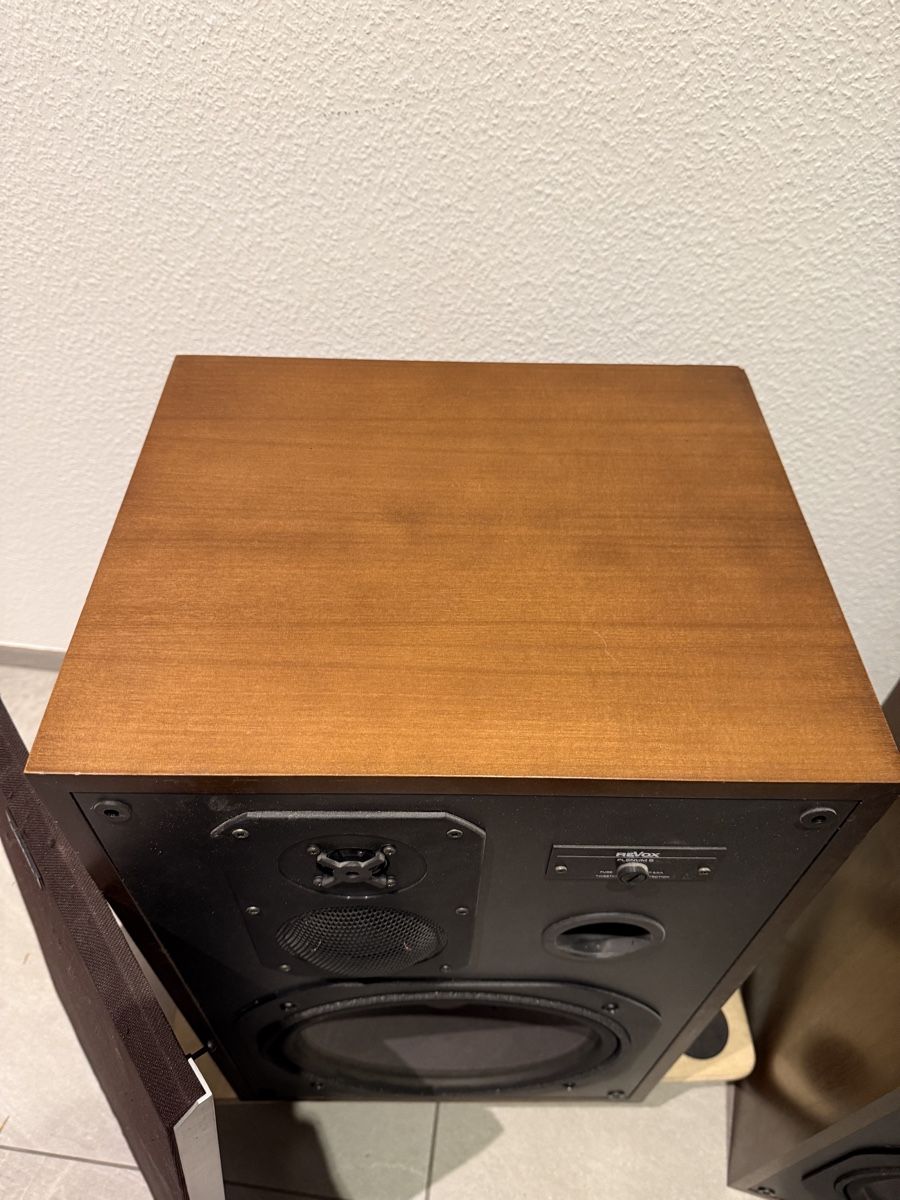 Revox Lautsprecher: Revox PLENUM B Lautsprecher 2 Stk. gebrauchter Zustand – Gebraucht aus Muttenz von dav_t52f 5