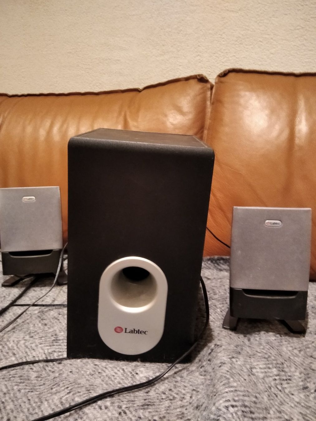 Lautsprecher: Labtec Pulse 485 – Gebraucht aus Niederbuchsiten von
