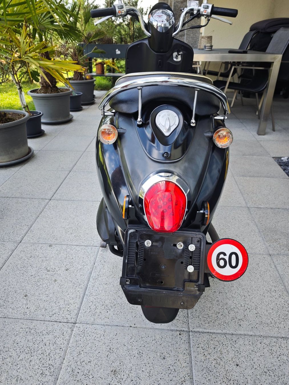 Sym Scooter: Gepflegter SYM Mio 50 Roller – Usato da Gunzgen venduto da 0Aurin0 3