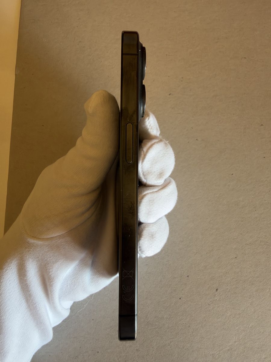 Apple Telefoni cellulari / Smartphones: Apple iPhone 15 Pro 128 Go Titane Noir – Nuovo (secondo la descrizione) da Cressier FR venduto da Swissesape 4