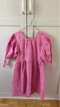 Sommerliches Blümchenkleid in Pink, Grösse S, Top Zustand!