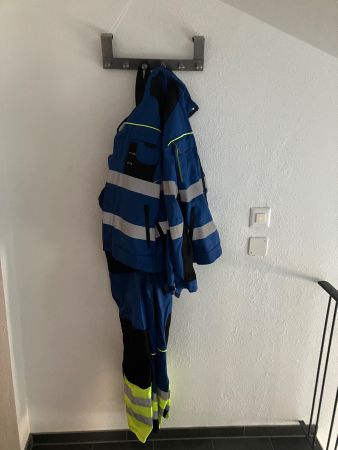 Arbeitskleidung / Jacke und Latzhose