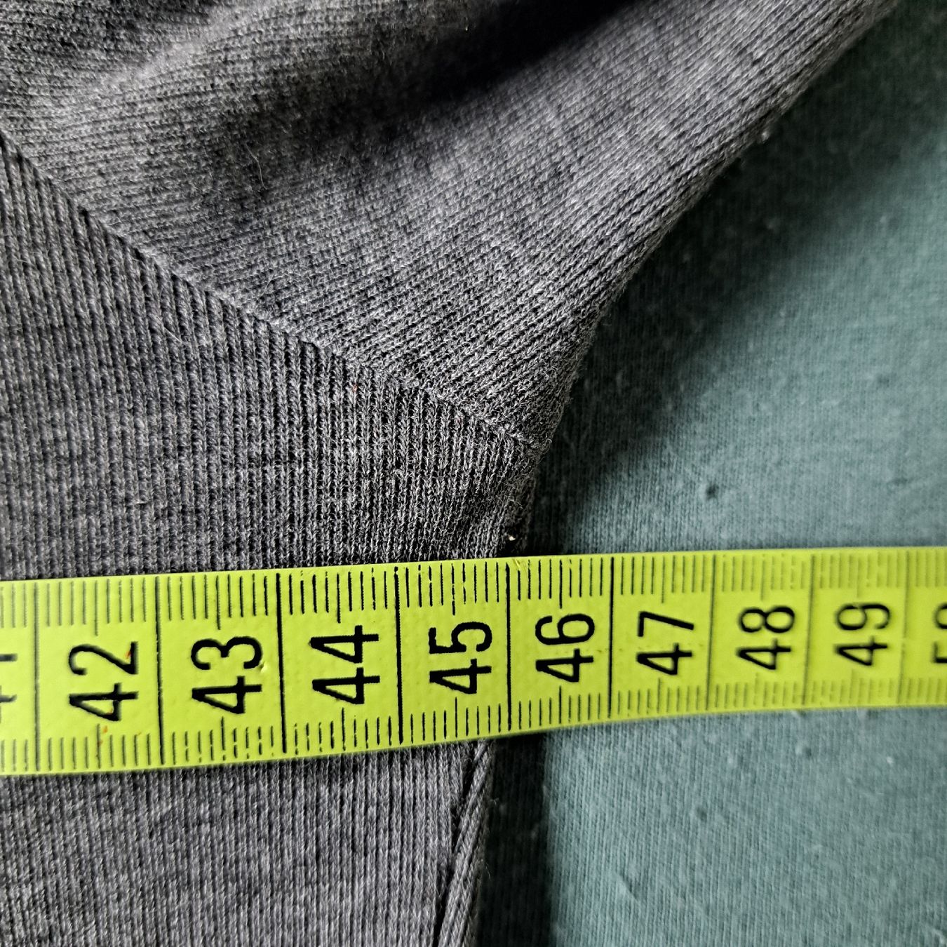 Only T-shirt: Schickes Langarmshirt von ONLY, Gr. M, Grau – Usato da Kriegstetten venduto da Jakasi 3