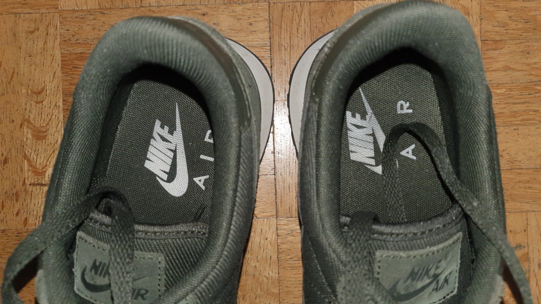 Nike Scarpe da uomo: Nike Sneaker, Gr. 42,5 – Usato da Muttenz venduto da pixopus 5