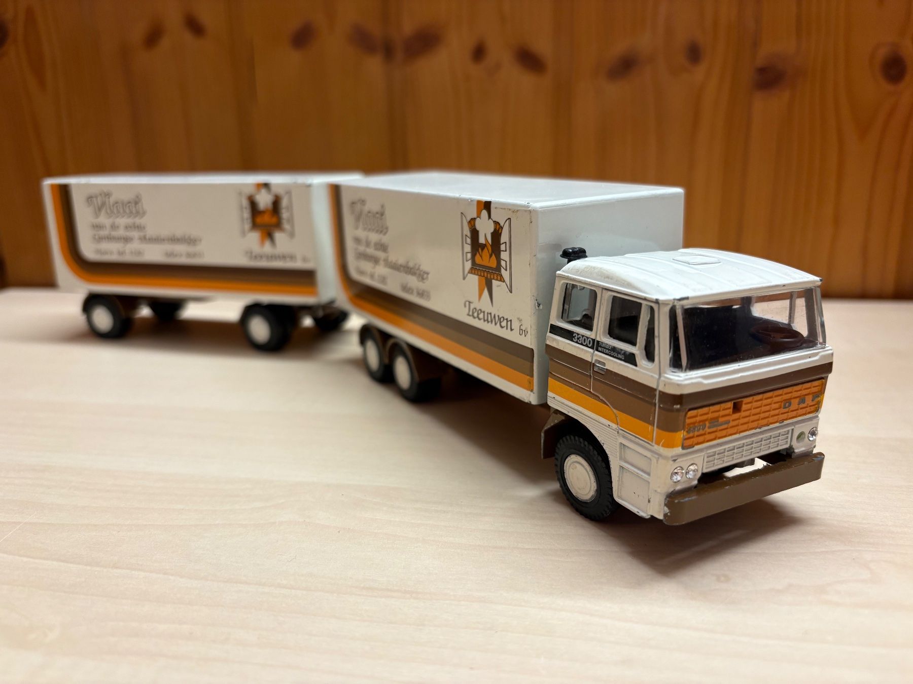 Modellbausätze & Standmodelle: Modellauto Lastwagen DAF 3300 Turbo Intercooling – Gebraucht aus Rümligen von Sibill 1