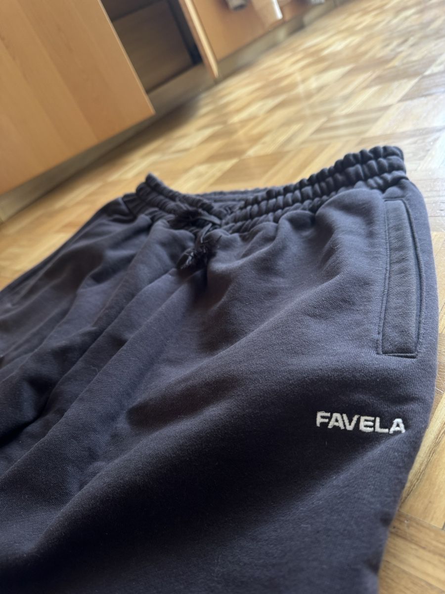 Hosen: Favela, kurze Hose, Herren Grösse L – Gebraucht aus Basel von DavideCalla