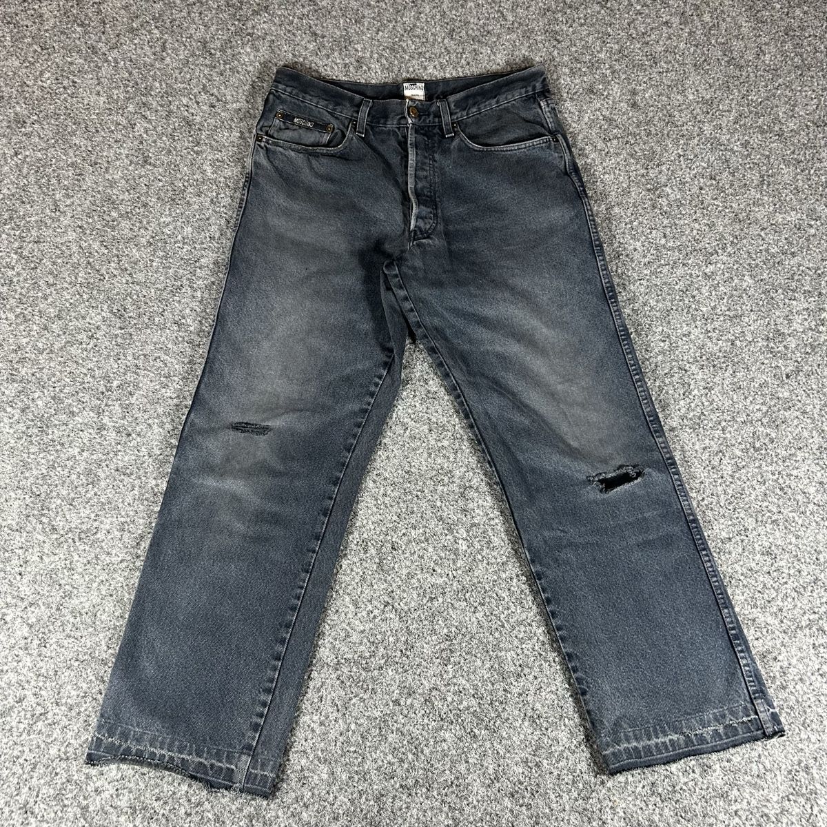 Moschino Jeans: Moschino jeans Medium men – Usato da La Sagne NE venduto da Matlasape