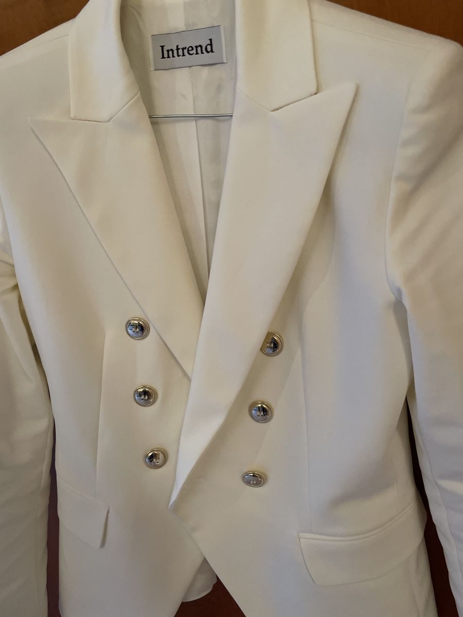 Giacche: Elegant White Blazer – Nuovo e nell'imballaggio originale da Zug venduto da Fashionaddicted.- 1