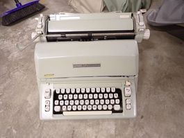 HERMES Ambassador Schreibmaschine, mechanisch.