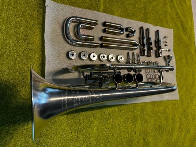 Cornet Besson New Standard (Schnäppchen) | Kaufen auf Ricardo