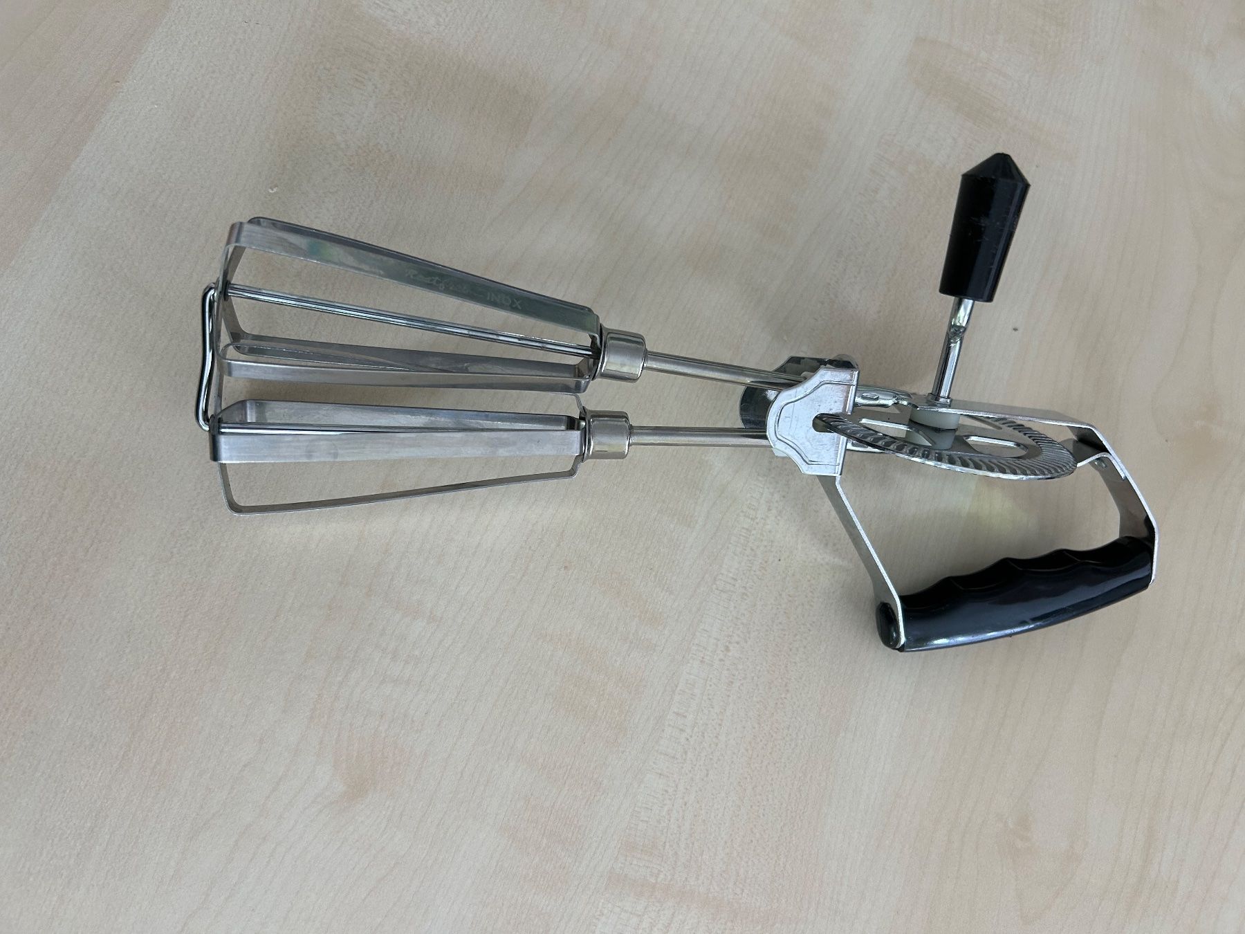 Elettrodomestici da cucina: Handkurbel - Schneebesen Metall – Usato da Knonau venduto da Wglobi