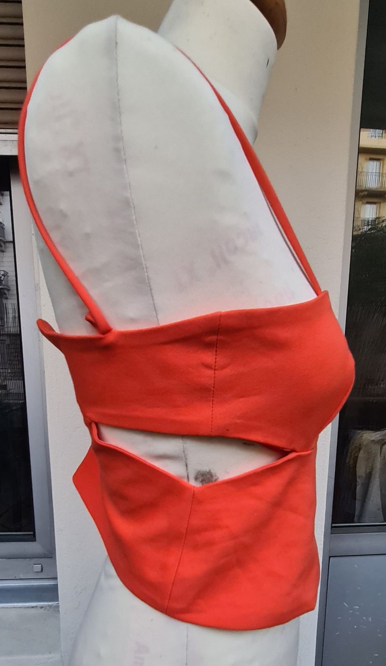 Zara Top: Crop top taille XS NEUF avec étiquette – Nuovo e nell'imballaggio originale da Genève venduto da Saleena 1