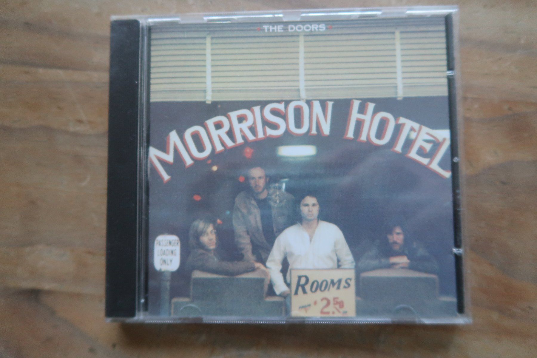 CD: THE DOORS - MORRISON HOTEL - CD – Usato da Basel venduto da Patiscat