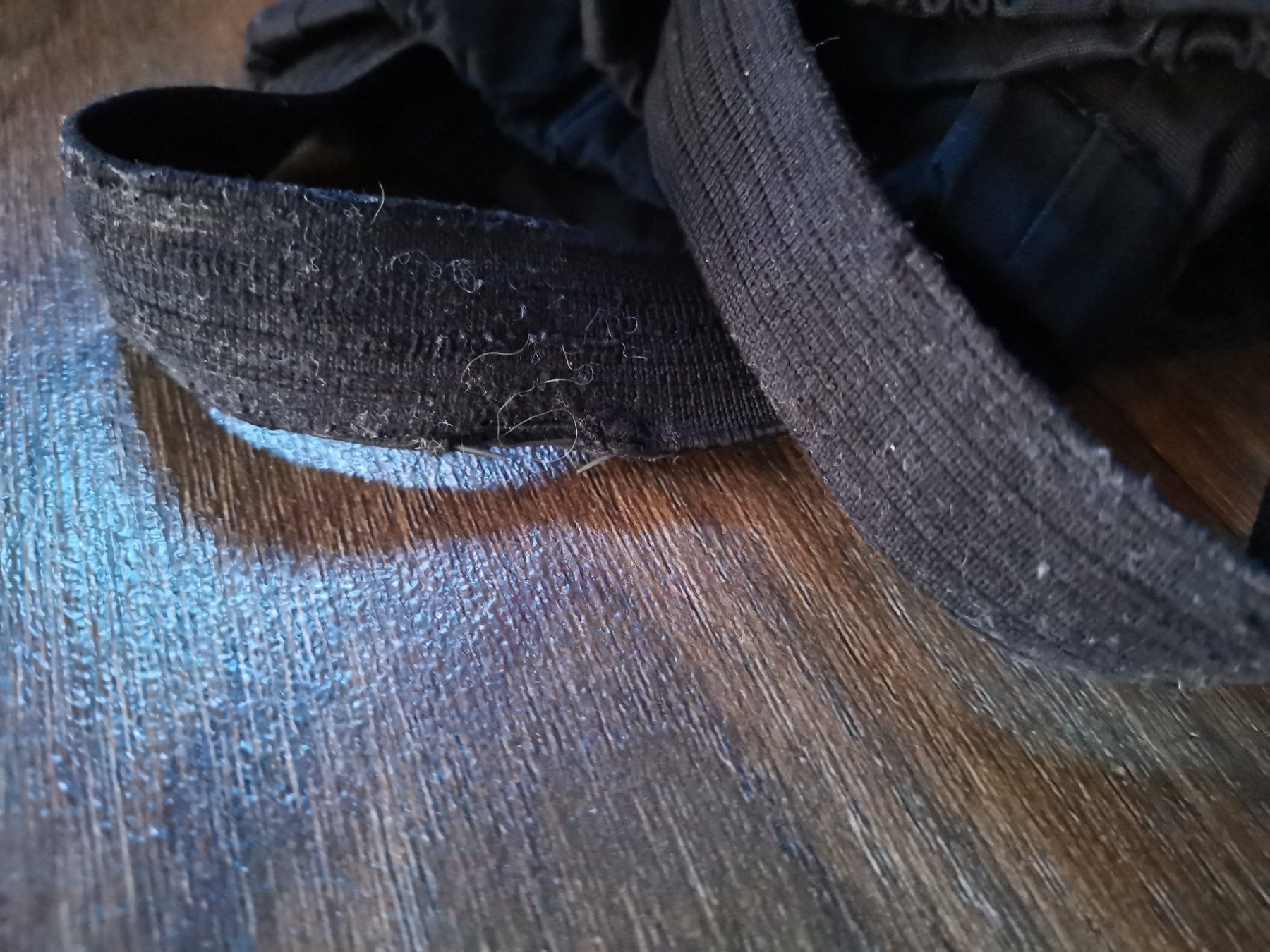 H&M Pantaloni: H&M Regenhose 104 – Usato da Fankhaus (Trub) venduto da sun_7677 1