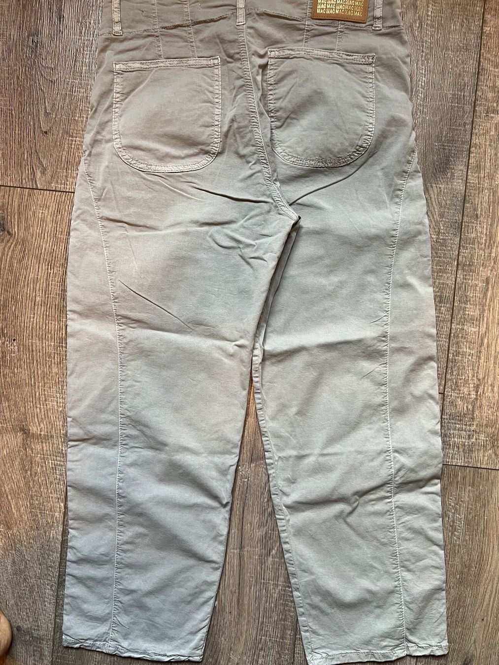 Hosen: Mac Hose, Gr. 38 in oliv-grau – Gebraucht aus Unterentfelden von Mcgisi 1
