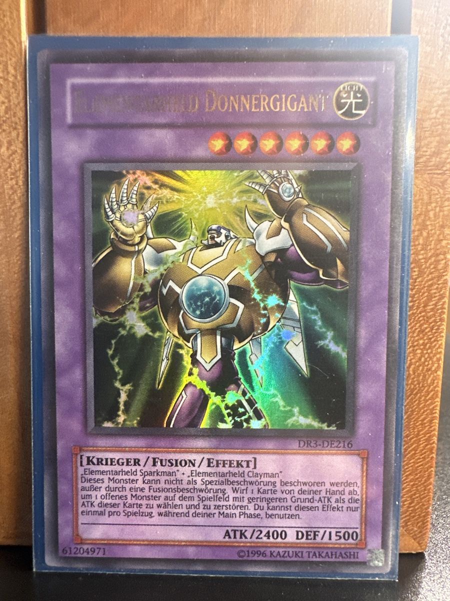 Yugioh Carte collezionabili: Yu-Gi-Oh! Elementarheld Donnergigant / DR3 – Usato da Herzogenbuchsee venduto da TCG-High-Quality