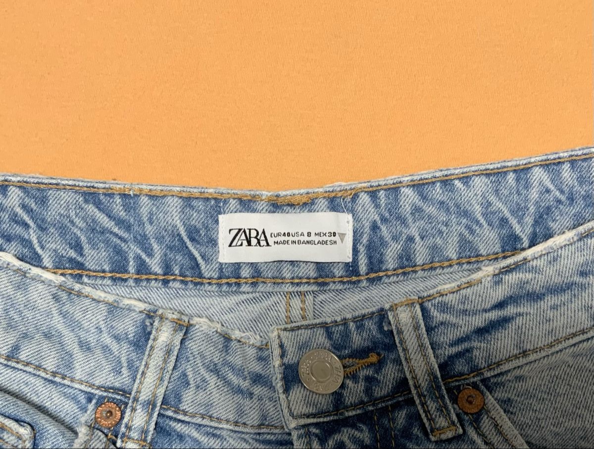 Zara Pantaloni: Zara Damen Shorts, Gr. 40 – Usato da Zollikerberg venduto da Jvac2 2