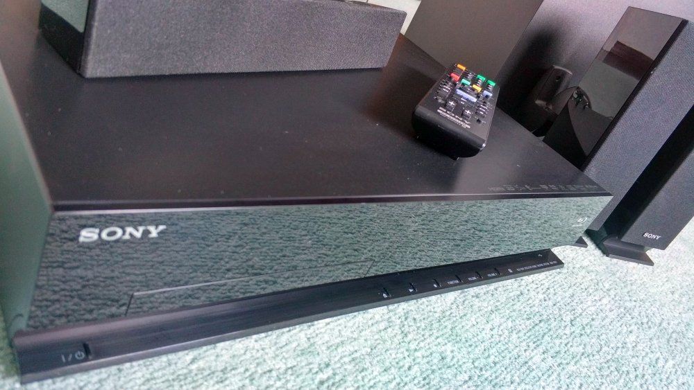 Sony Home Cinema: Sony : BDV-E870 Blu-ray Disc/DVD  Home Theatre System – Usato da APPLES venduto da az02 2