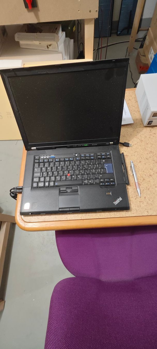 Tutte le macchine: CNC Styroporschneidmaschine mit Notebook und Software – Usato da Gwatt (Thun) venduto da Taipan49 2