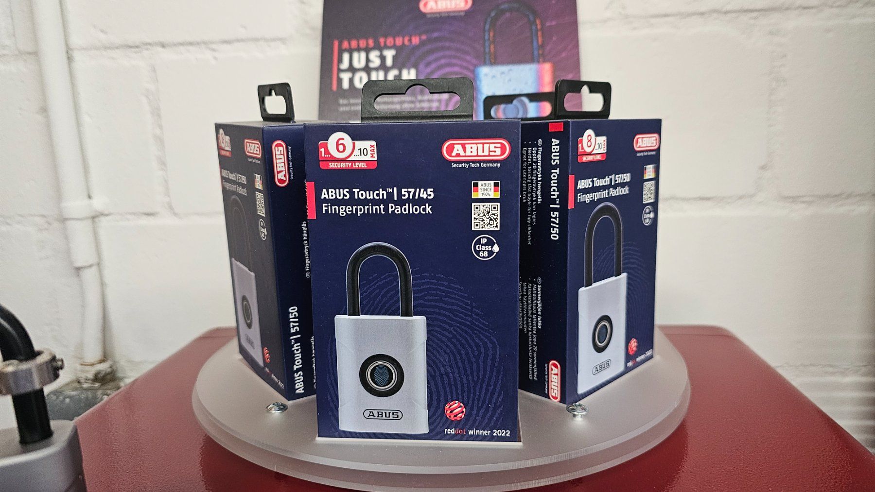 Abus Lucchetti: Abus Fingerabdruckschloss 57/45 Touch, Vorhängeschloss – Nuovo e nell'imballaggio originale da Koppigen venduto da Bracher_Mail-House 1