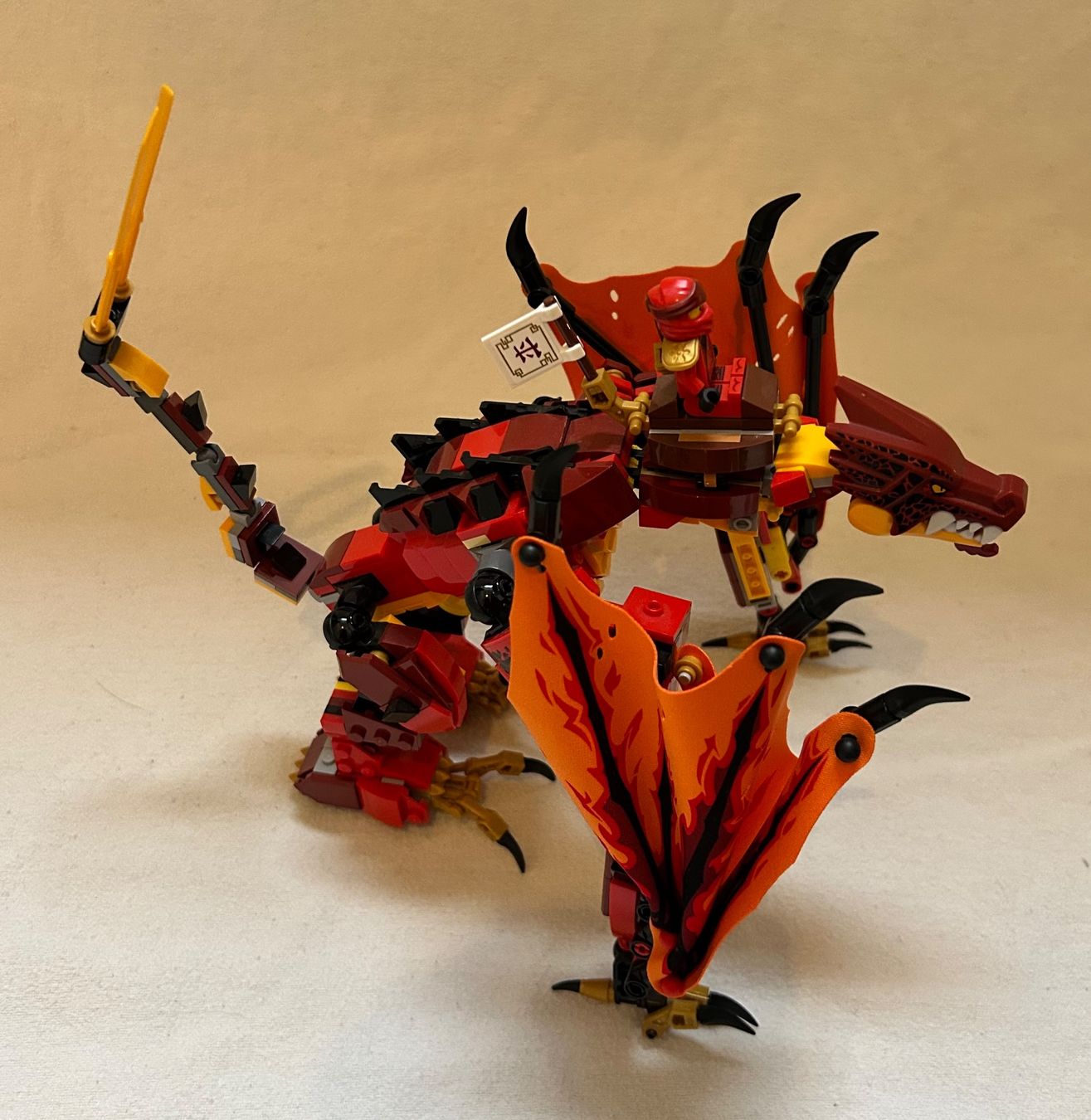 Lego Giocattoli: Kais Feuerbach von Ninjago – Usato da Unterentfelden venduto da ett_dx5r 1
