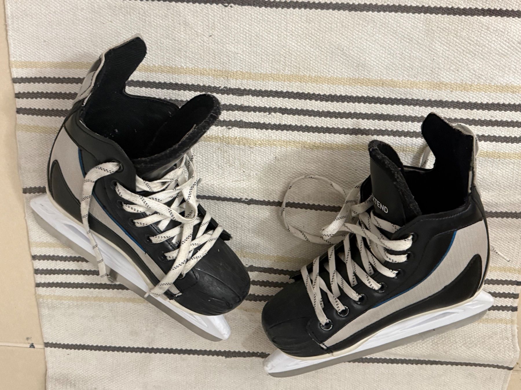 Pattini da ghiaccio: Kinder Schlittschuh große 32-35 – Usato da Boll venduto da kalyani02 2