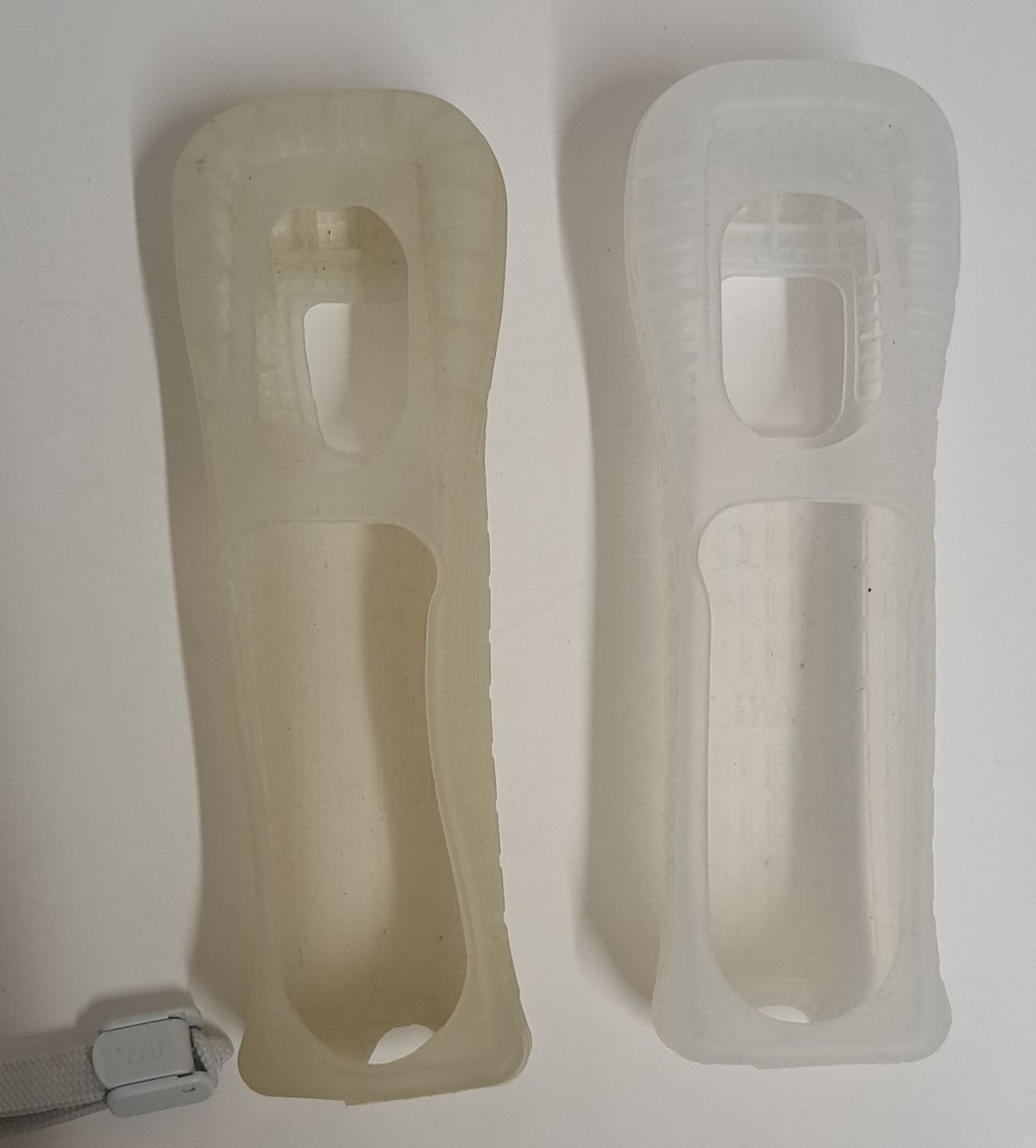 Nintendo Controller: Nintendo wii Controller 2x – Usato da Biel/Bienne venduto da Sasha4u 2