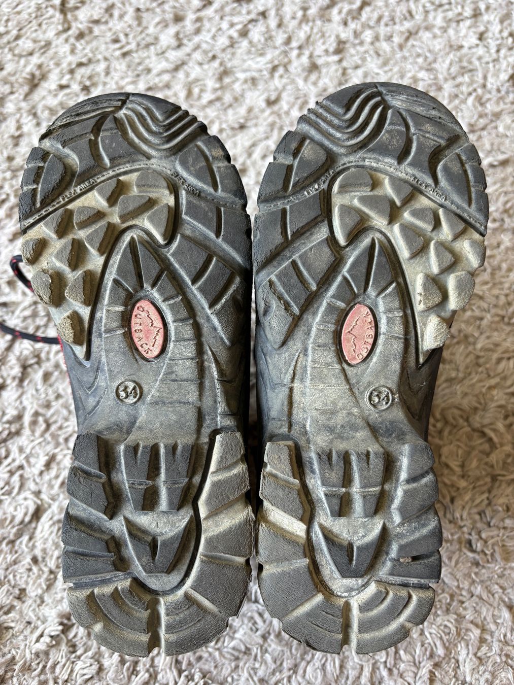Scarpe da uomo: Kinder Wanderschuhe Gr 34 – Usato da Aarau venduto da stellabianca 4