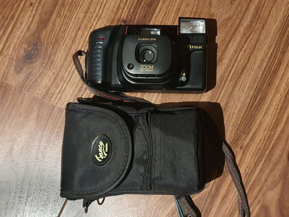 Appareil photo analogique - Fuji DL-800 ZOOM - Appareil photo - Années 90 - Vintage - Photo - Testé - Canada