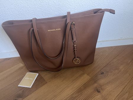 Handtasche Michael Kors braun sehr guter Zustand neuwertig
