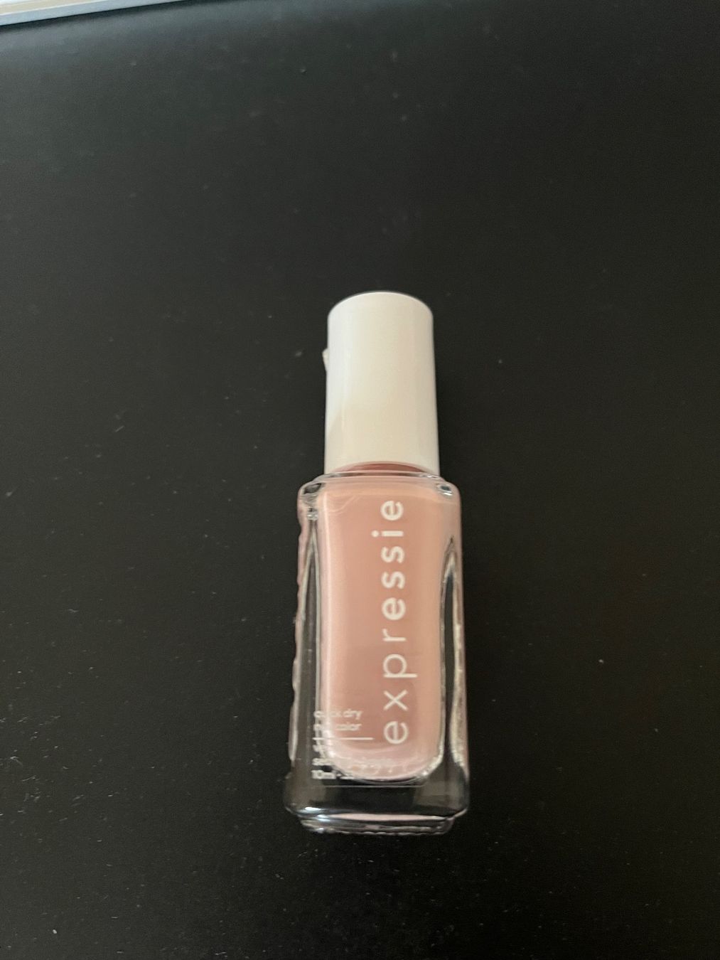 Essie Smalto per unghie: Nagellack Essie Expressie / 00 Crop top – Usato da Rodels venduto da flor323
