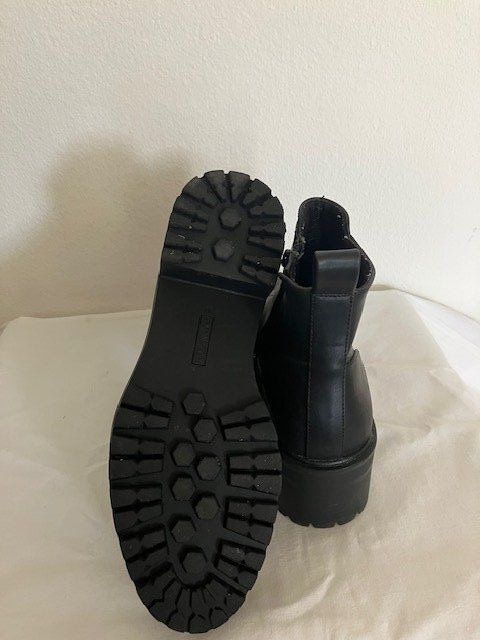 Scarpe da donna: Bottine Even&Dodd 39 – Usato da Marin-Epagnier venduto da rchouchouu 3