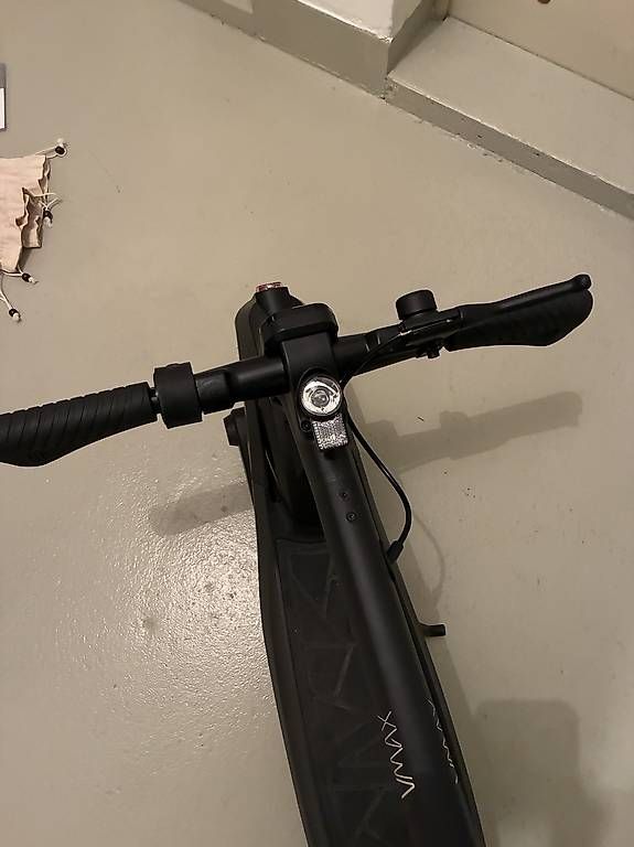 Kickboard: 2x E-Scooter: Vmax VX3 LT – Usato da Zürich venduto da renee-z 1