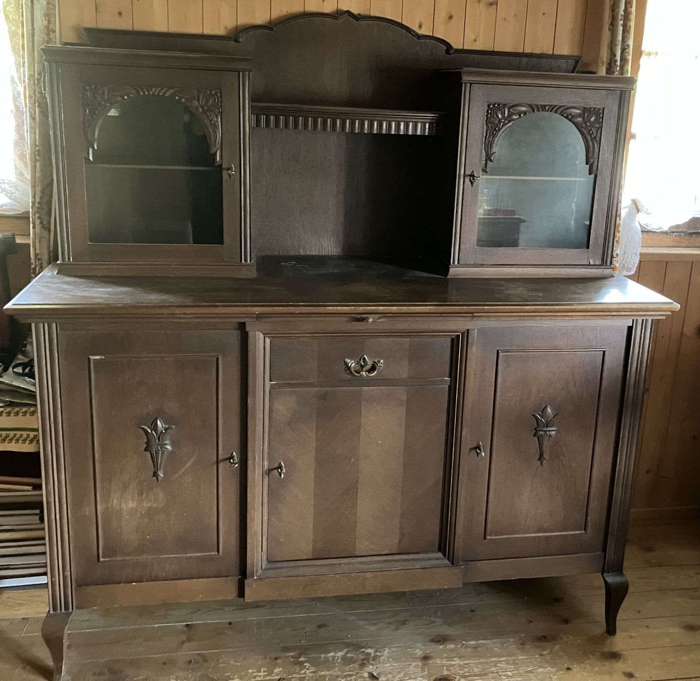 Armadi: antiker Schrank – Usato da Kiental venduto da lemaroki