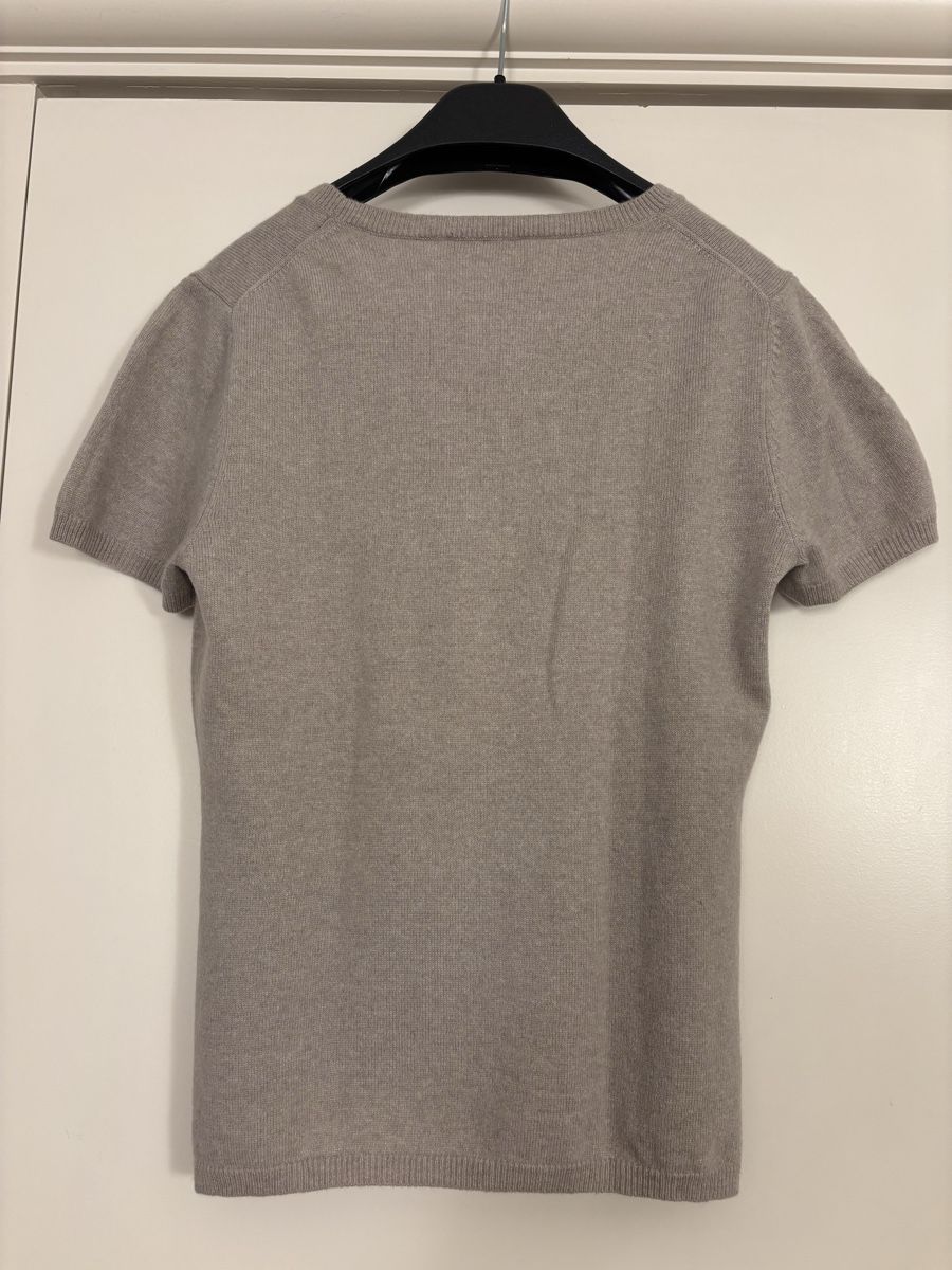 FTC Lotti di vestiti: FTC Cashmere Set – Nuovo (secondo la descrizione) da Zürich venduto da Lynnlouise 4