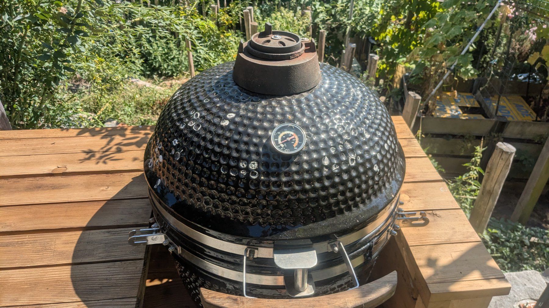 Grills: Keramik Grill L 46cm mit Tisch – Gebraucht aus Langnau im Emmental von Jurg01 1