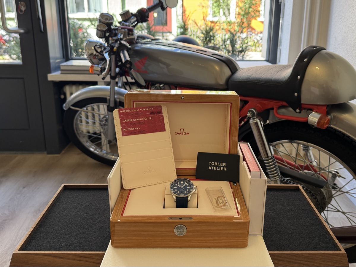 Omega Uhren: Omega Seamaster Diver 300M – Gebraucht aus Zürich von TOBLERATELIER 9