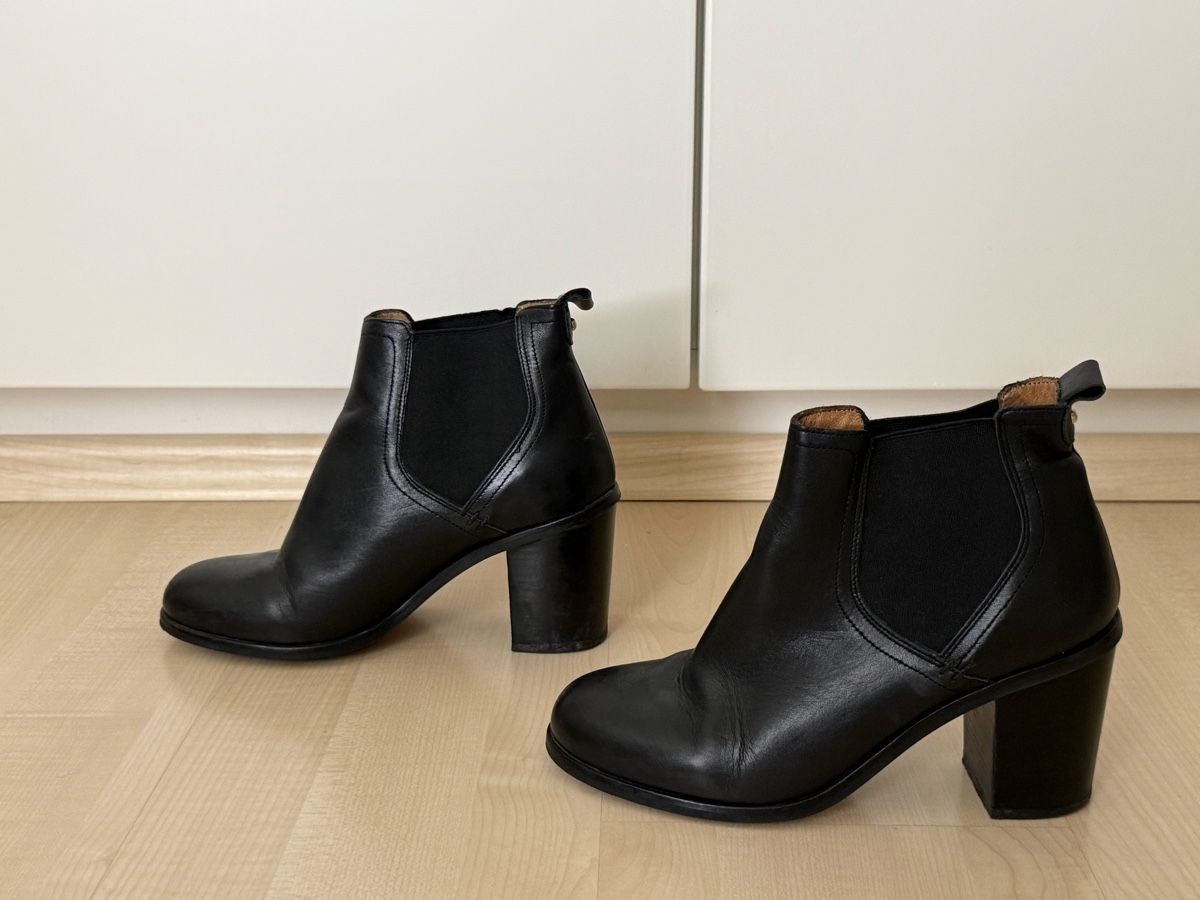 Chaussures femmes: Schwarze Leder-Stiefeletten - Grösse 39 – D'occasion à Neerach par lar_tkp2 1