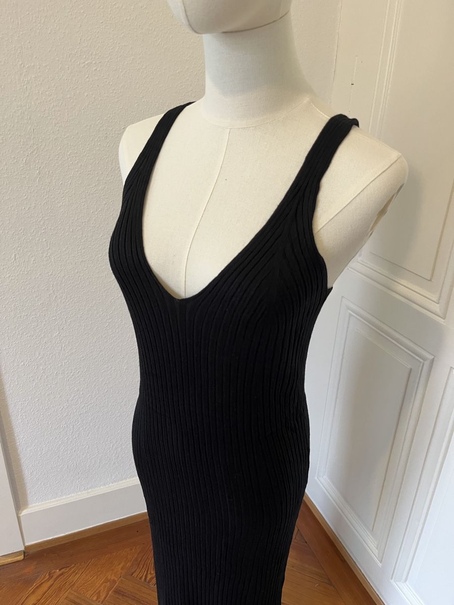 Mango Kleider: Mango black ribbed dress, size S – Neu (gemäss Beschreibung) aus Genève von nba_l98n 1