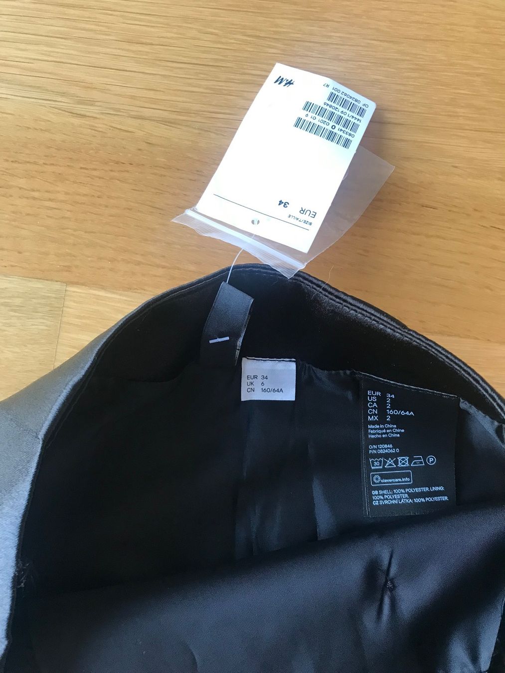 H&M Gonne: Rock in Satinoptik – Nuovo e nell'imballaggio originale da Oftringen venduto da violetta9 1