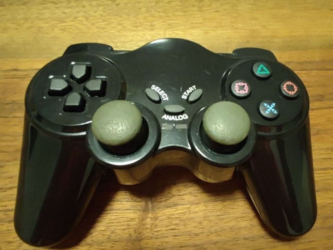 Sony Giochi: PS2 Controller – Usato da Schongau venduto da Retro_Shop