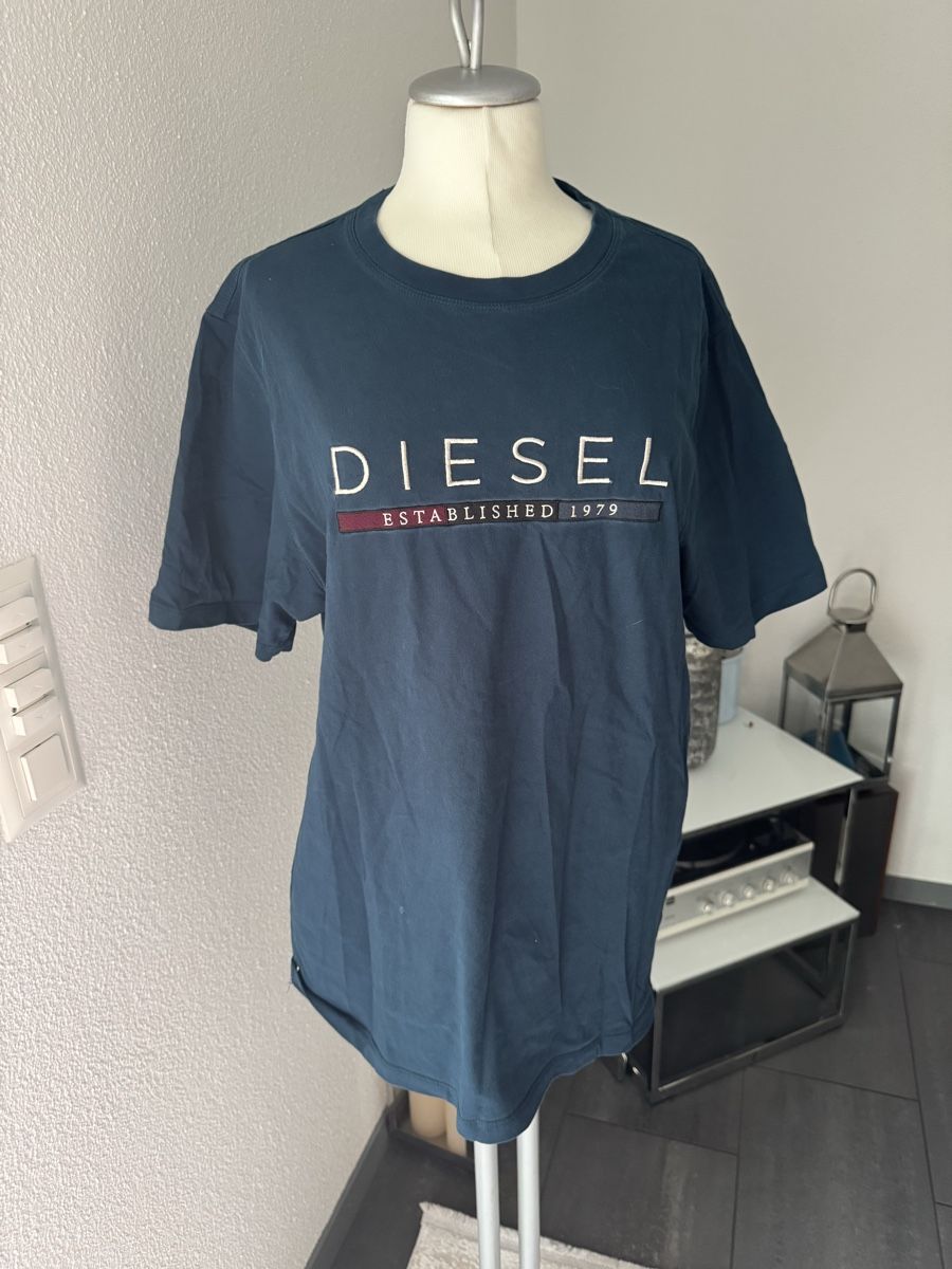 Diesel T-shirt: Diesel T-Shirt, XL, blau – Usato da Olten venduto da bir_k96n