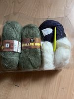 Wollpackung Mohair 200 Lana 75% Wolle 25% Nylon grün/weiss