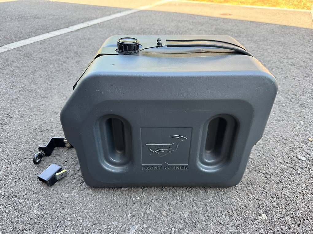 Topcase: Réservoir Front Runner - 42 litres – Gebraucht aus La Sarraz von Syl_Tyr732 1