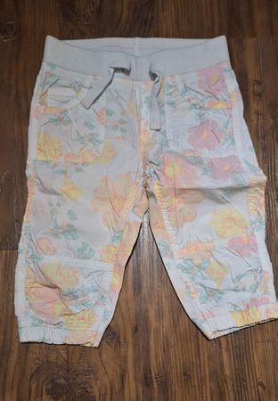 Sommerliche Mädchen 3/4i Shorts Gr. 104